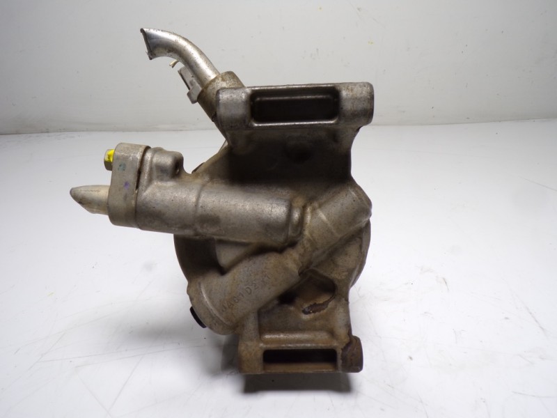 Recambio de compresor aire acondicionado para toyota yaris 1.0 cat referencia OEM IAM 883100D380 GE2604627 