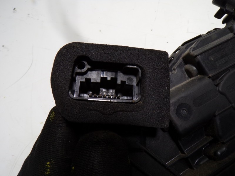 Recambio de cerradura puerta trasera izquierda para seat ibiza (kj1) fr referencia OEM IAM 5TA839015L 5TA839015L A046465