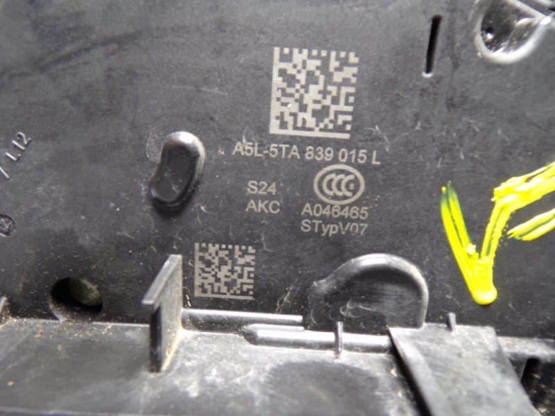 Recambio de cerradura puerta trasera izquierda para seat ibiza (kj1) fr referencia OEM IAM 5TA839015L 5TA839015L A046465