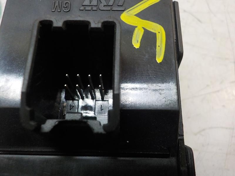 Recambio de mando elevalunas delantero izquierdo para opel insignia berlina sport referencia OEM IAM 13305011 13305011 