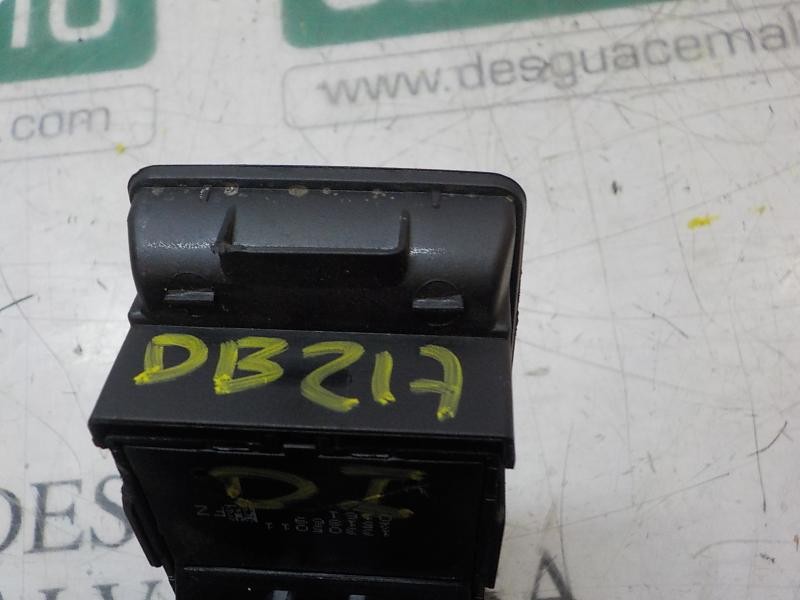 Recambio de mando elevalunas delantero izquierdo para opel insignia berlina sport referencia OEM IAM 13305011 13305011 