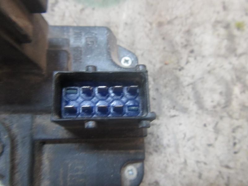 Recambio de cerradura puerta delantera izquierda para nissan primastar (x83) 1.9 dci diesel cat referencia OEM IAM   