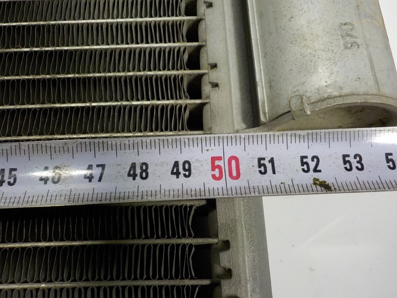 Recambio de condensador aire acondicionado para toyota yaris 1.0 cat referencia OEM IAM 884600D200 4477507373 