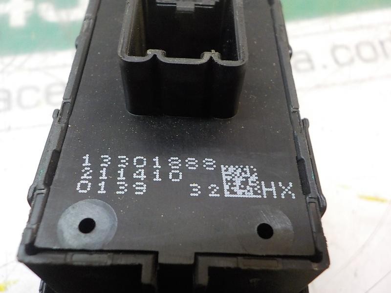 Recambio de mando elevalunas trasero derecho para opel insignia berlina sport referencia OEM IAM 13301888 13301888 