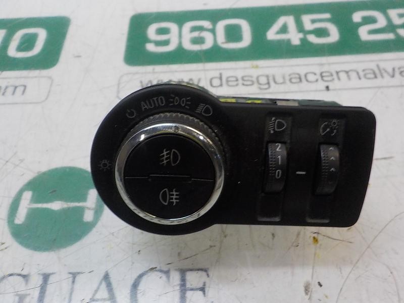 Recambio de mando luces para opel insignia berlina sport referencia OEM IAM 23197914 13268702 