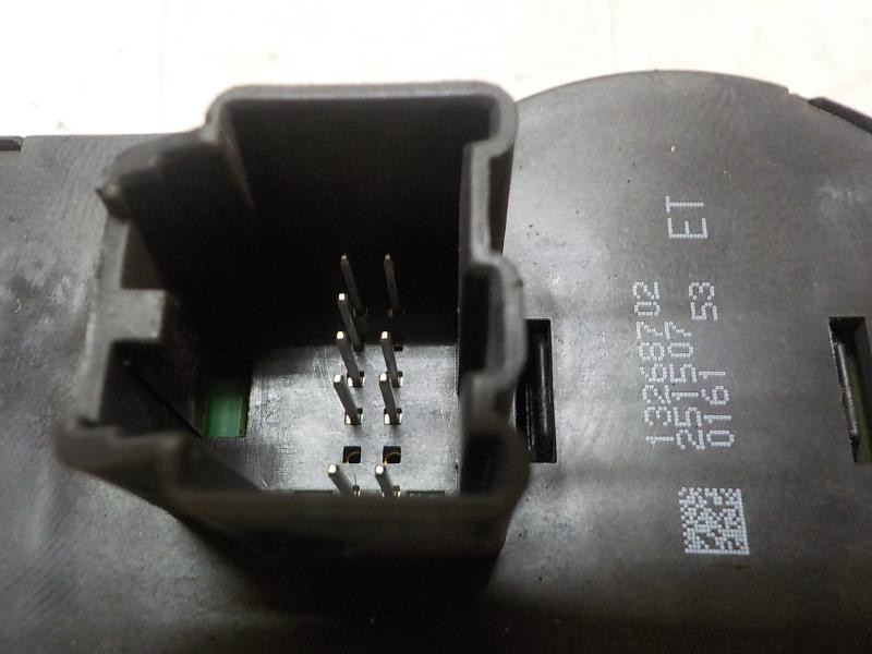 Recambio de mando luces para opel insignia berlina sport referencia OEM IAM 23197914 13268702 