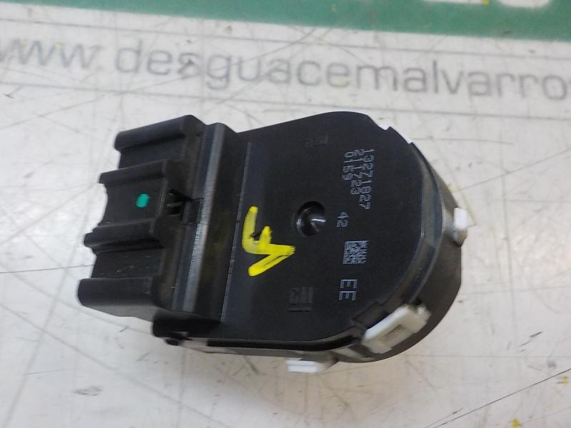 Recambio de mando retrovisor para opel insignia berlina sport referencia OEM IAM 13271827 13271827 