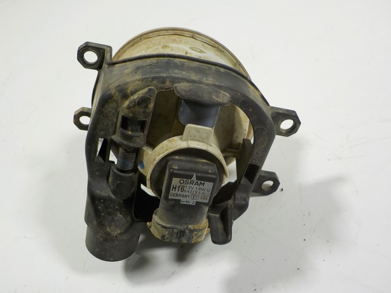 Recambio de faro antiniebla derecho para toyota yaris 1.0 cat referencia OEM IAM 8121002110 8121002110 