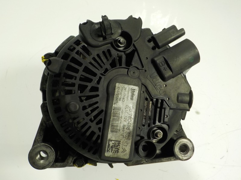 Recambio de alternador para peugeot 208 1.4 hdi fap referencia OEM IAM 9678048880 9678048880 TG15C189