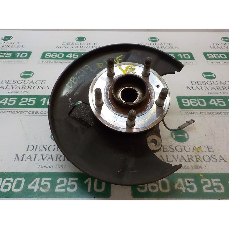 Recambio de mangueta delantera derecha para opel insignia berlina sport referencia OEM IAM 13219081  