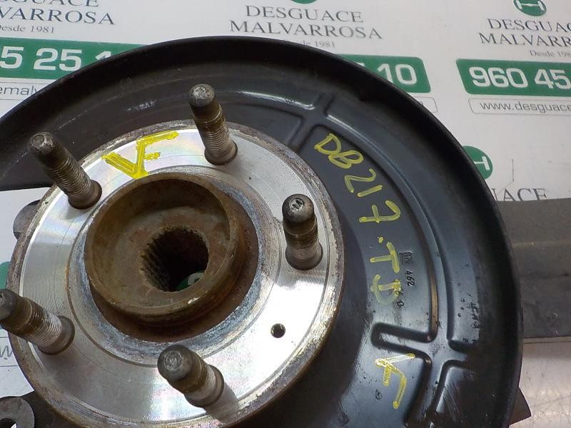 Recambio de mangueta trasera derecha para opel insignia berlina sport referencia OEM IAM 13237936  