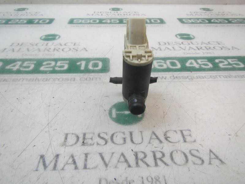 Recambio de bomba limpia para hyundai veloster sport s referencia OEM IAM 985102S000  