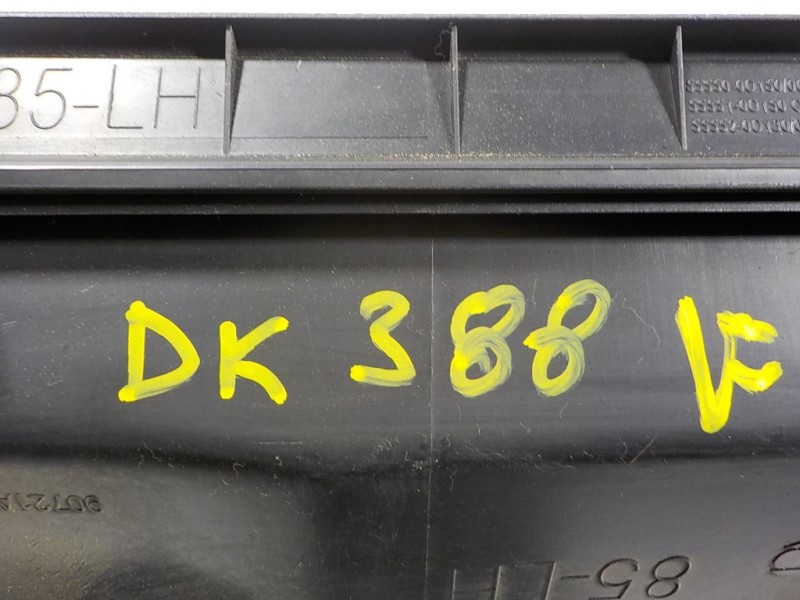 Recambio de guantera para toyota yaris 1.0 cat referencia OEM IAM 555500D150C0 555500D150 