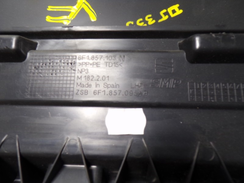 Recambio de guantera para seat ibiza (kj1) fr referencia OEM IAM 6F1857095AD82V 6F1857103N M182201