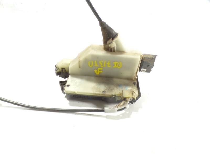 Recambio de cerradura puerta trasera derecha para peugeot 208 1.4 hdi fap referencia OEM IAM 9688080780  