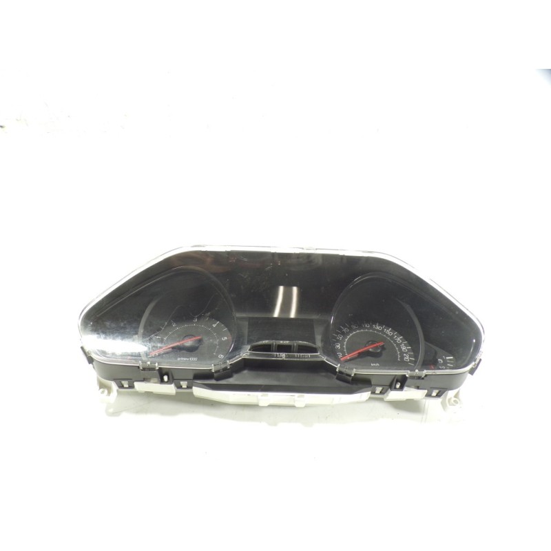 Recambio de cuadro instrumentos para peugeot 208 1.4 hdi fap referencia OEM IAM 9801904580 9801904580 