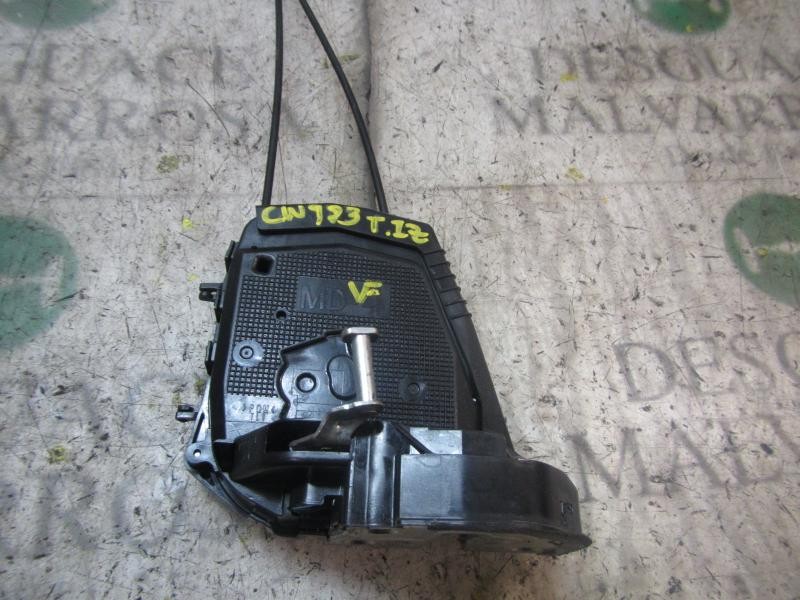 Recambio de cerradura puerta trasera izquierda para toyota yaris 1.3 16v cat referencia OEM IAM 690600D060  