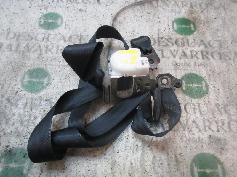 Recambio de cinturon seguridad trasero derecho para toyota yaris 1.3 16v cat referencia OEM IAM 733600D091C0  