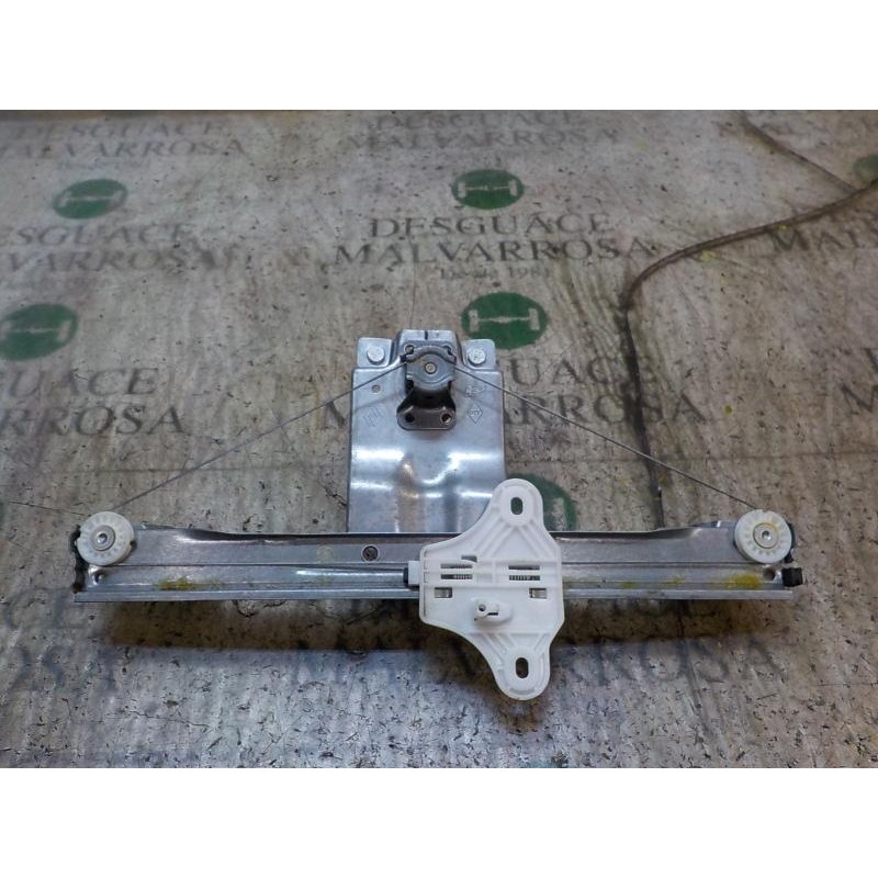 Recambio de elevalunas trasero izquierdo para renault clio iv 1.5 dci diesel fap energy referencia OEM IAM 827013204R  