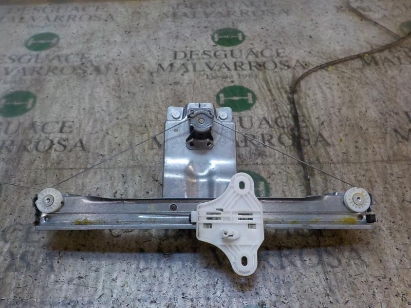 Recambio de elevalunas trasero izquierdo para renault clio iv 1.5 dci diesel fap energy referencia OEM IAM 827013204R  