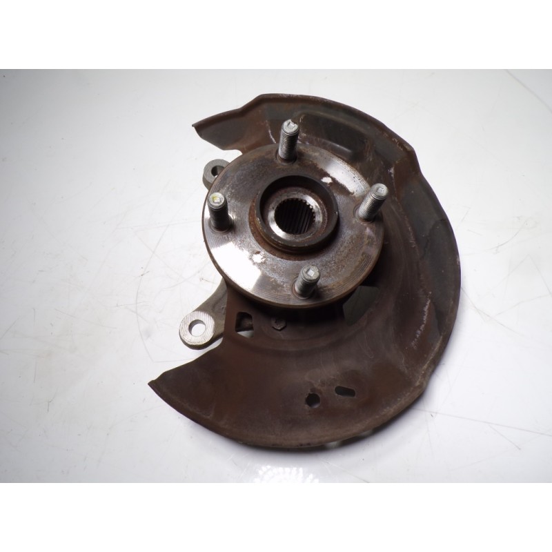 Recambio de mangueta delantera izquierda para toyota yaris 1.0 cat referencia OEM IAM 432120D230  435020D101