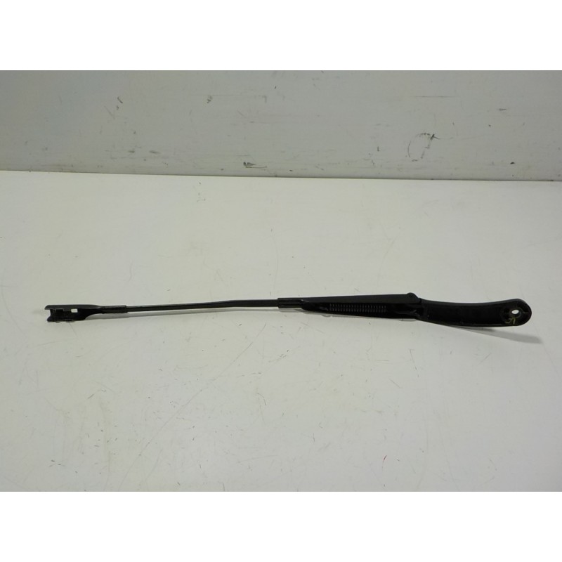 Recambio de brazo limpia delantero izquierdo para volkswagen t6.1 caravelle (sh) 2.0 tdi referencia OEM IAM  7E1955409D 