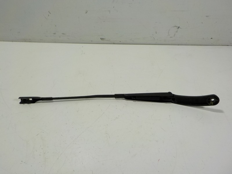 Recambio de brazo limpia delantero izquierdo para volkswagen t6.1 caravelle (sh) 2.0 tdi referencia OEM IAM  7E1955409D 