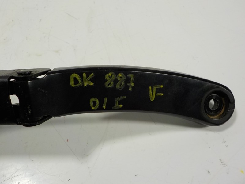 Recambio de brazo limpia delantero izquierdo para volkswagen t6.1 caravelle (sh) 2.0 tdi referencia OEM IAM  7E1955409D 