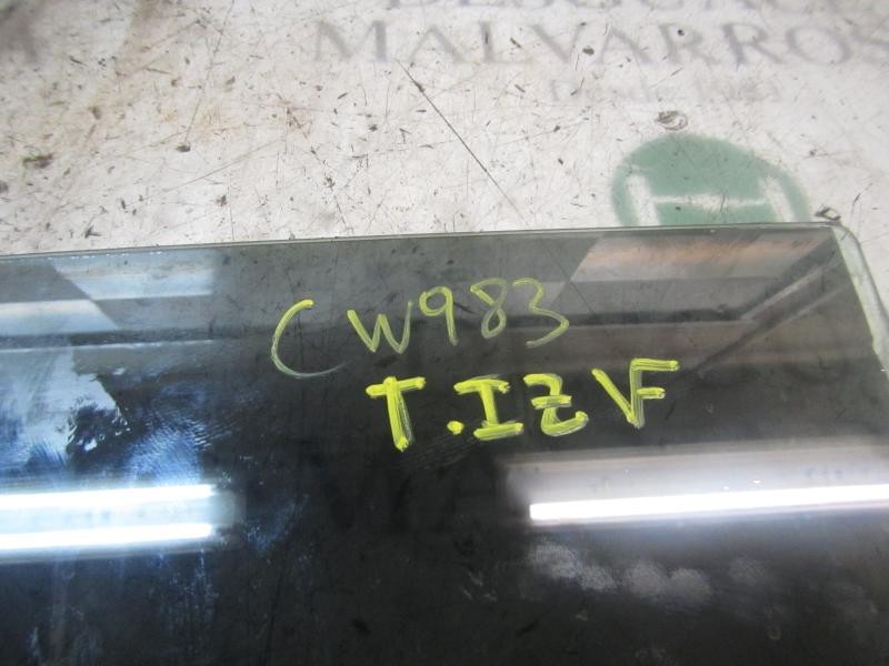 Recambio de cristal puerta trasero izquierdo para toyota yaris 1.3 16v cat referencia OEM IAM 681400D071  