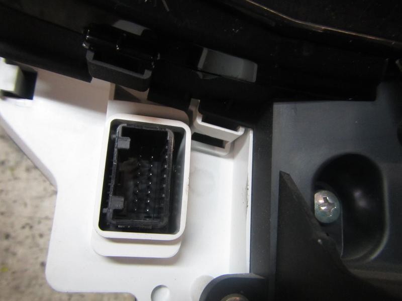 Recambio de cuadro instrumentos para toyota yaris 1.3 16v cat referencia OEM IAM 838000DJ60 838000DJ60 MB4573003672