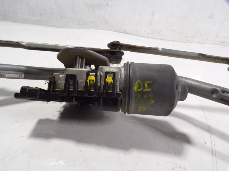 Recambio de motor limpia delantero para peugeot 208 1.4 hdi fap referencia OEM IAM 9673222580 0390241540 