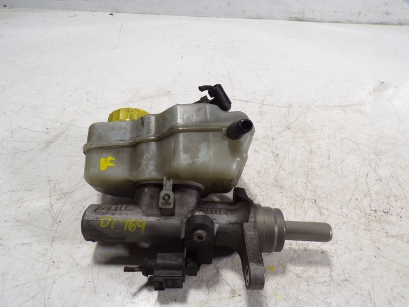 Recambio de bomba freno para audi a1 (8x) 1.6 tdi referencia OEM IAM 6R1611019A  