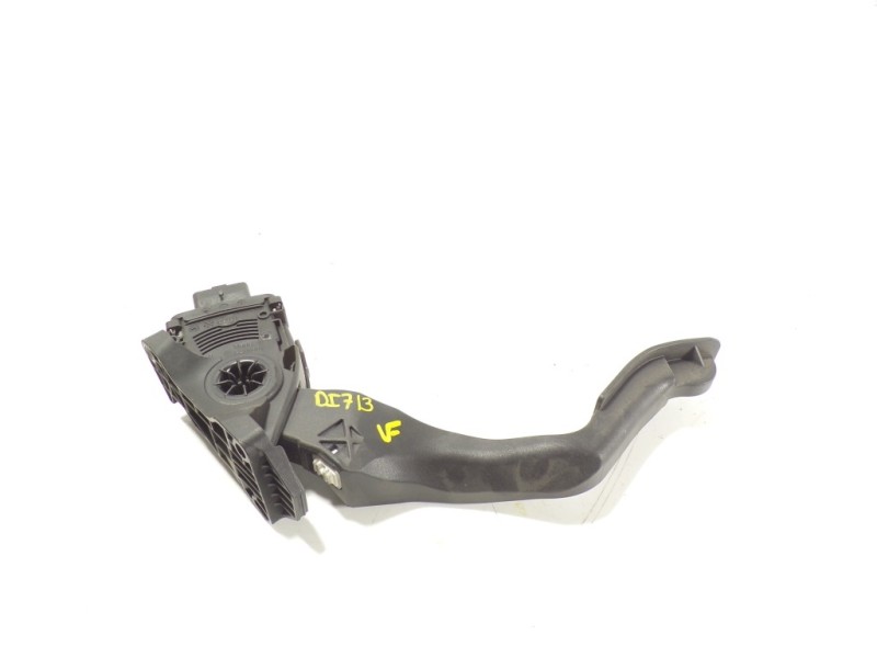 Recambio de potenciometro pedal para peugeot 208 1.4 hdi fap referencia OEM IAM 1601CW 9671433780 