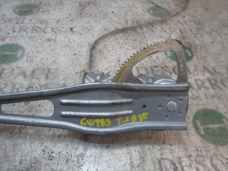 Recambio de elevalunas trasero izquierdo para toyota yaris 1.3 16v cat referencia OEM IAM 698400D120  