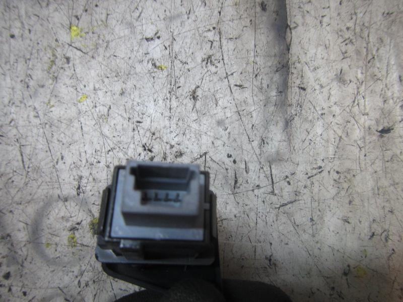 Recambio de warning para toyota yaris 1.3 16v cat referencia OEM IAM 843320D020 843320D020 