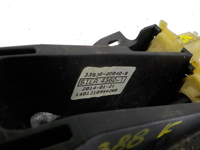 Recambio de palanca cambio para toyota yaris 1.0 cat referencia OEM IAM 335300D040 335300D040B 338200D090