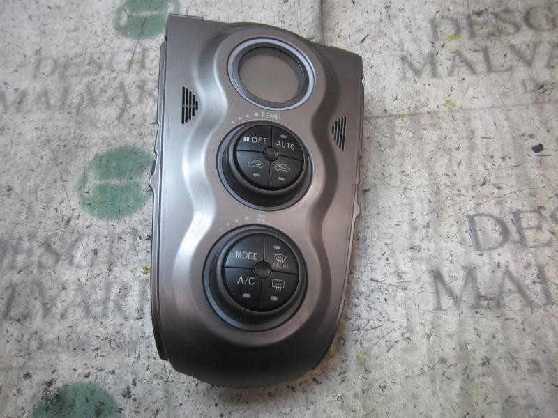 Recambio de mando climatizador para toyota yaris 1.3 16v cat referencia OEM IAM 559000D220B0  