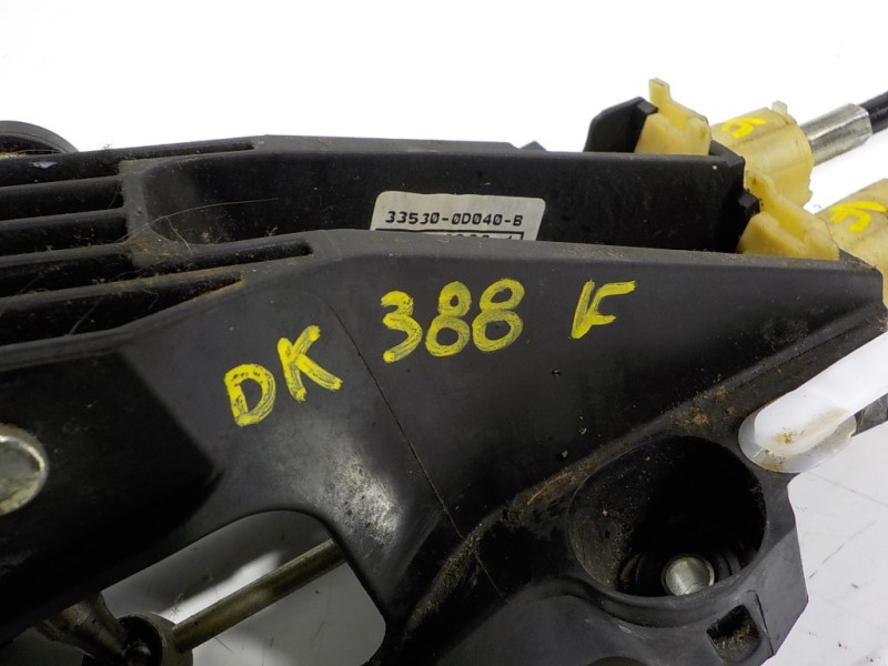 Recambio de palanca cambio para toyota yaris 1.0 cat referencia OEM IAM 335300D040 335300D040B 338200D090