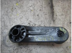 Recambio de maneta elevalunas trasera derecha para toyota yaris 1.3 16v cat referencia OEM IAM 6926002020B2   2