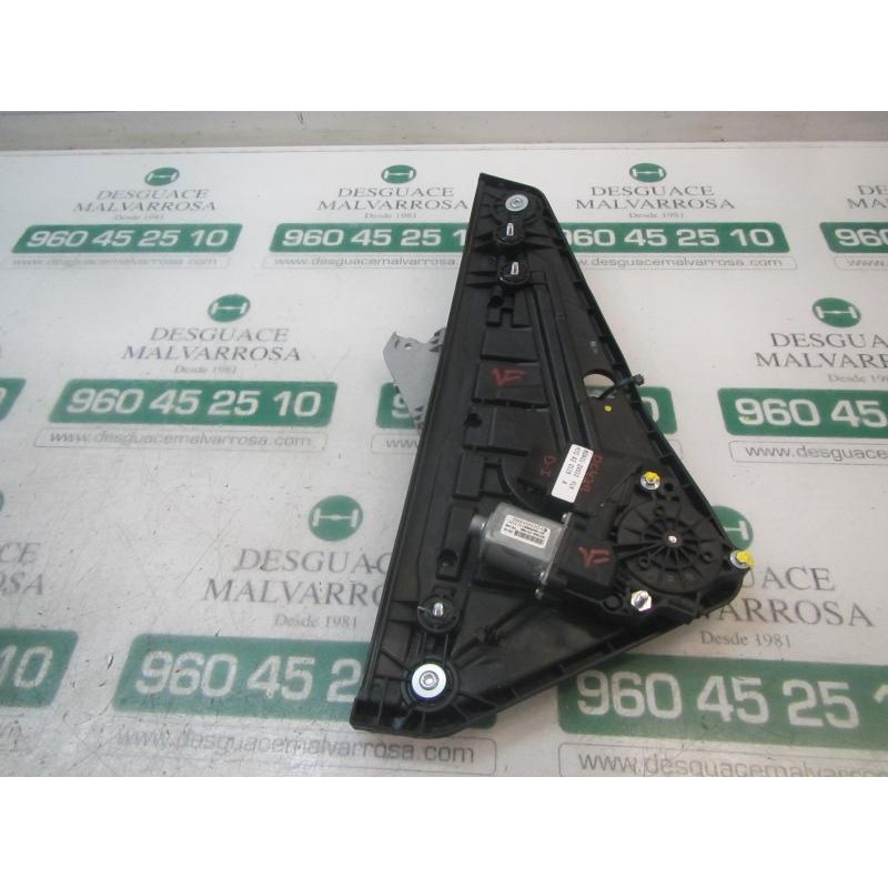 Recambio de elevalunas delantero izquierdo para hyundai veloster sport s referencia OEM IAM 824012V010 824012V010 