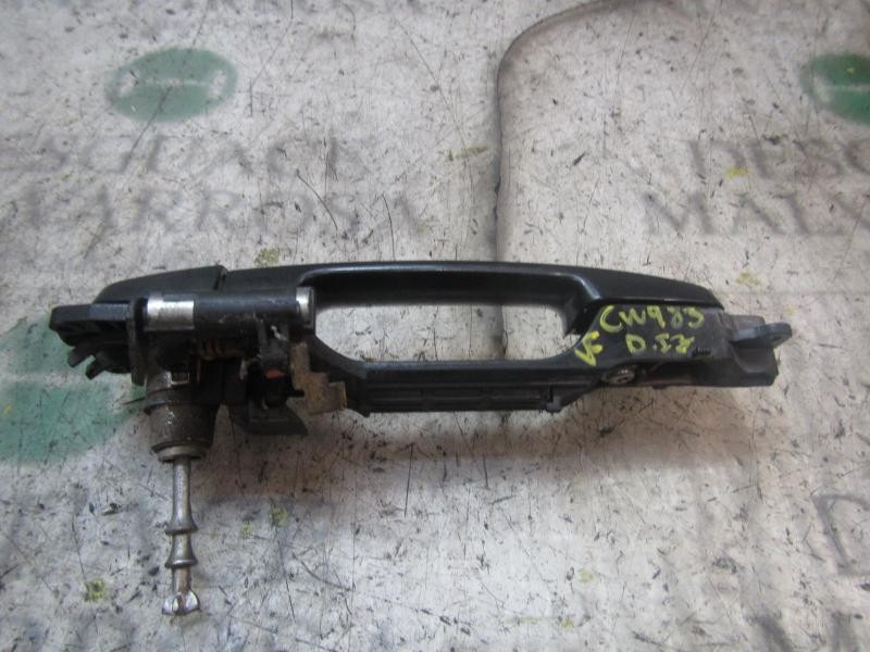 Recambio de maneta exterior delantera izquierda para toyota yaris 1.3 16v cat referencia OEM IAM 692110D901  