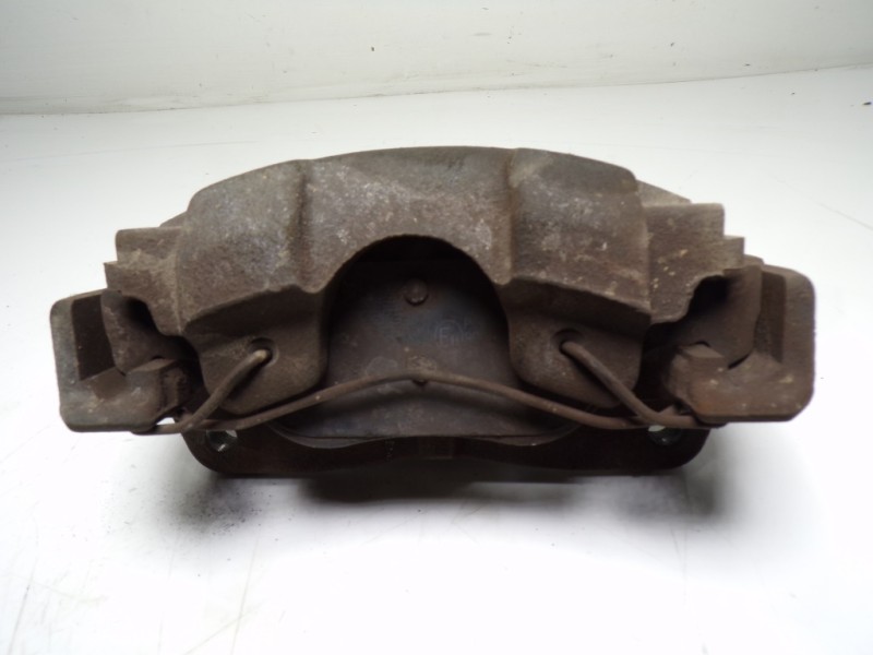 Recambio de pinza freno delantera derecha para toyota yaris 1.0 cat referencia OEM IAM 477300D070  