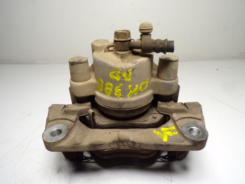 Recambio de pinza freno delantera derecha para toyota yaris 1.0 cat referencia OEM IAM 477300D070  