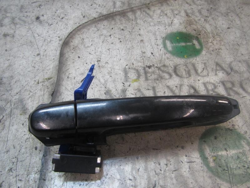 Recambio de maneta exterior trasera izquierda para toyota yaris 1.3 16v cat referencia OEM IAM 692040D030  
