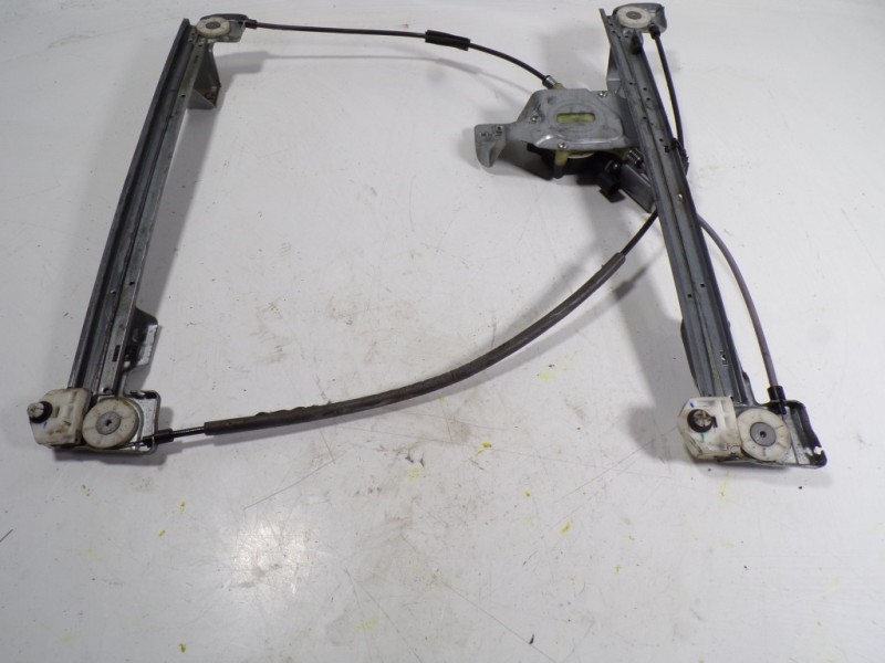 Recambio de elevalunas delantero derecho para renault kangoo 1.5 dci diesel fap referencia OEM IAM   