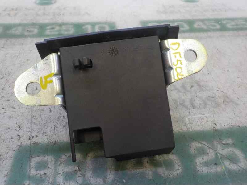 Recambio de cerradura maletero / porton para volkswagen polo sport referencia OEM IAM 2G6827505B9B9  