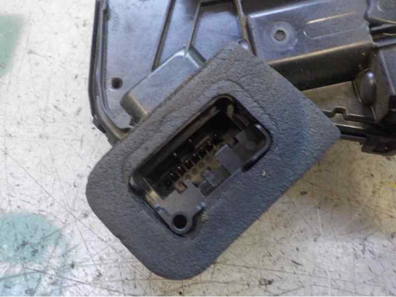 Recambio de cerradura puerta delantera derecha para volkswagen polo sport referencia OEM IAM 5TB837016C 5TB837016A 