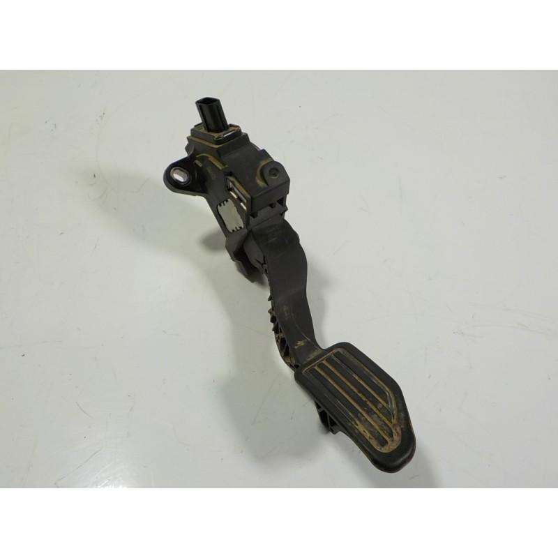 Recambio de potenciometro pedal para toyota yaris 1.0 cat referencia OEM IAM 781100D160 781100D160 