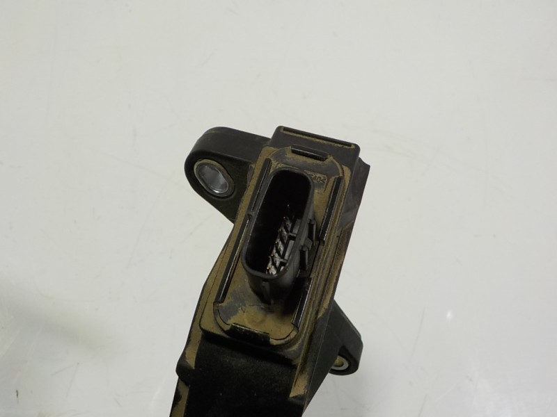 Recambio de potenciometro pedal para toyota yaris 1.0 cat referencia OEM IAM 781100D160 781100D160 