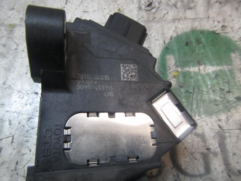 Recambio de potenciometro pedal para toyota yaris 1.3 16v cat referencia OEM IAM 781100D010 781100D010 50957455155